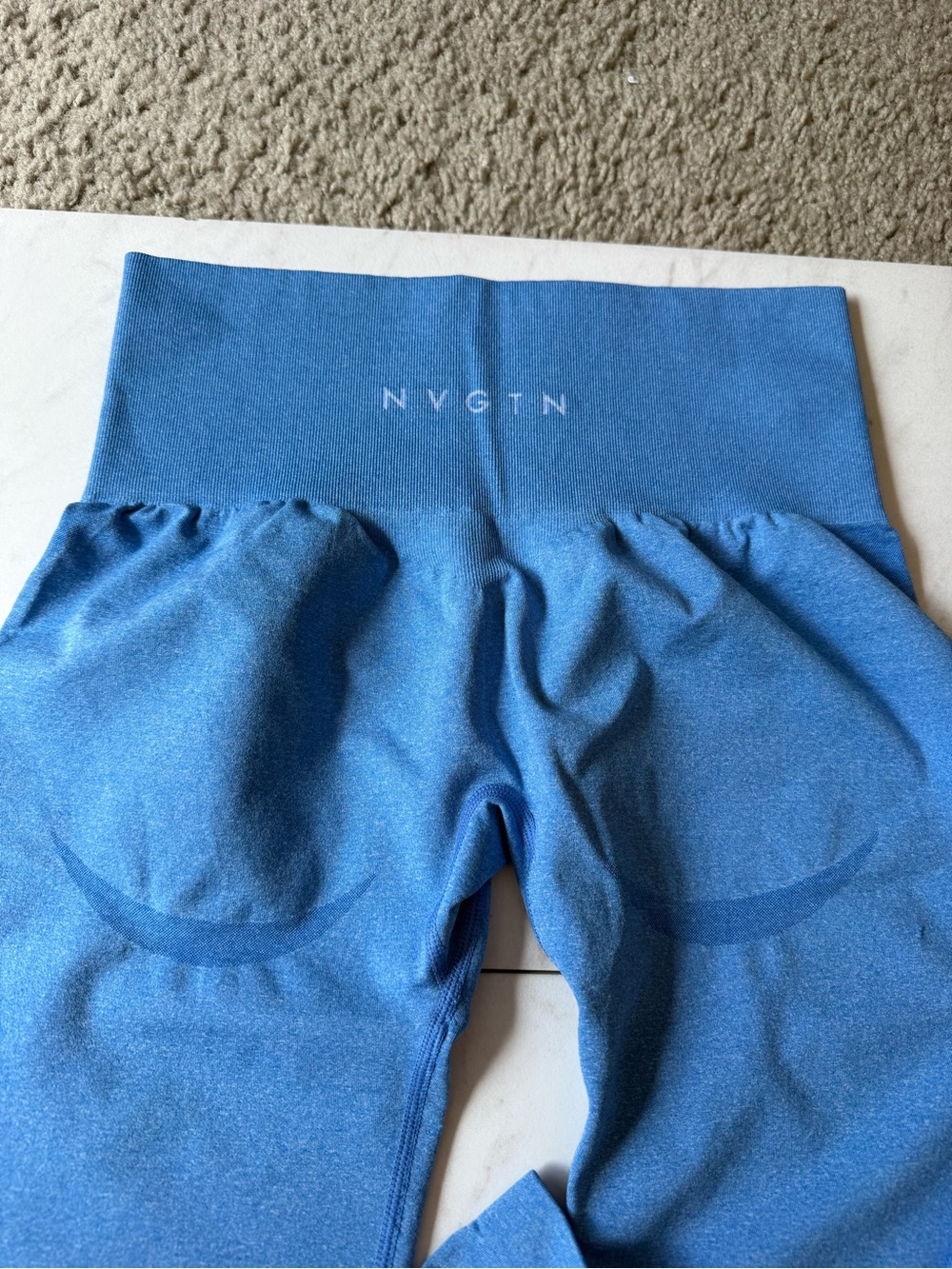 NVGTN Contour Seamless Leggings - Ocean Blue - size medium